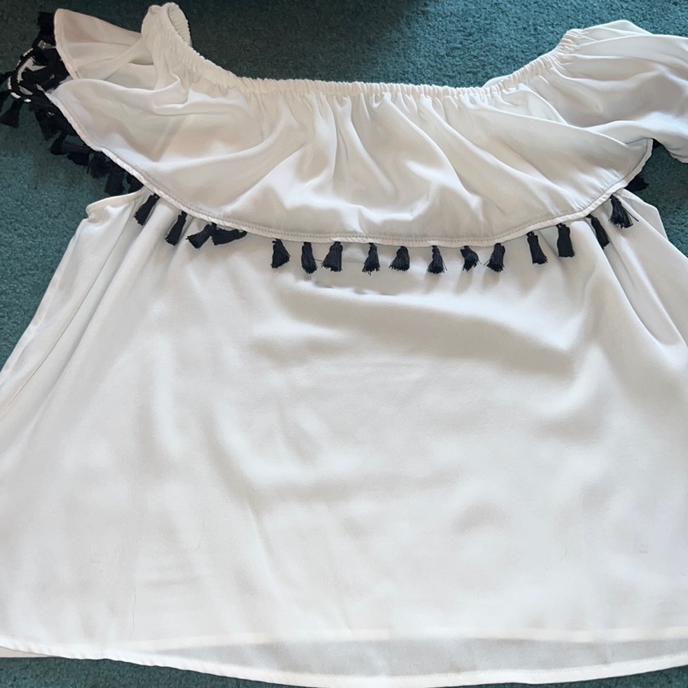 INC Popsicle  white off the shoulder shirt Size large